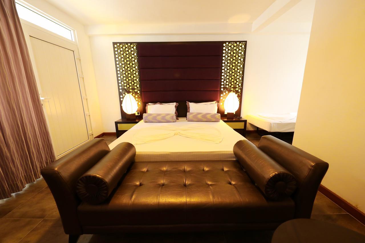Joe'S Resort Унаватуна Екстер'єр фото
